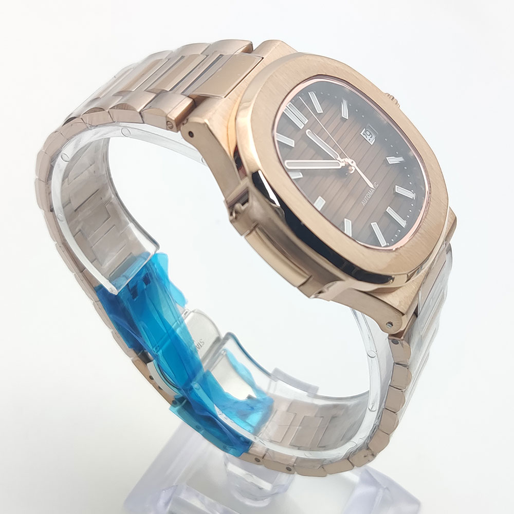 Luxury Rose Gold 40MM Square N - Patek Philippe Watch Nautilus recension och pris